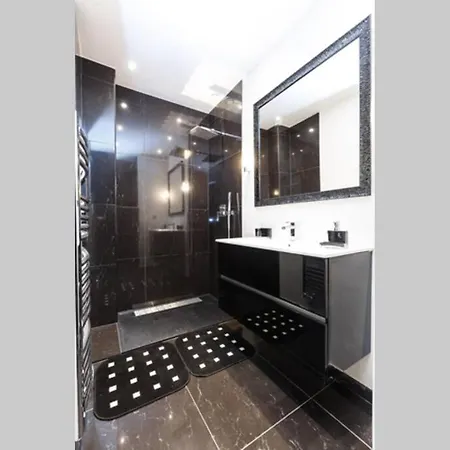 Cozy 4beds -victor Hugo-champs Elysees-trocadero! 파리